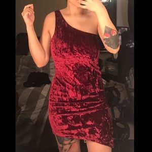 CHARLOTTE RUSSE Velvet Asymmetrical Dress